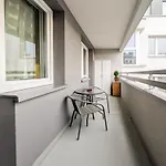 Stysia Superior By Bookinghost Apartmán