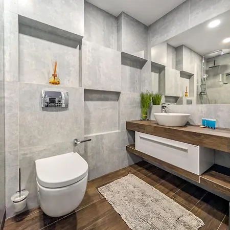 Apartamento Stysia Superior By Bookinghost