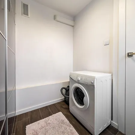 Apartamento Stysia Superior By Bookinghost